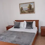 Haus Family Apartment